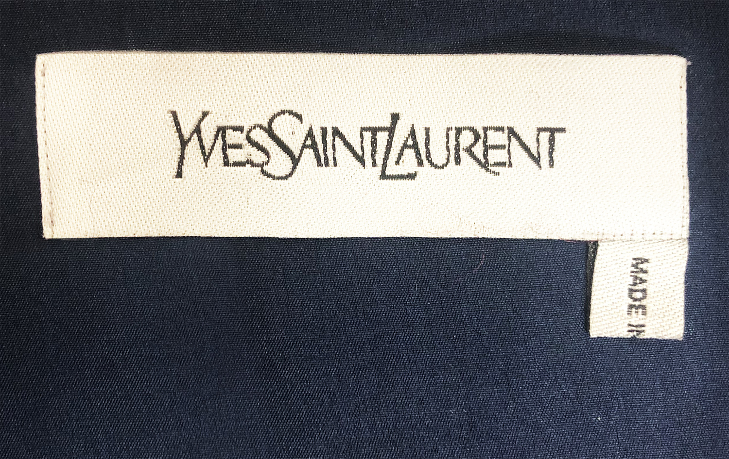 Синее платье-футляр Yves Saint Laurent