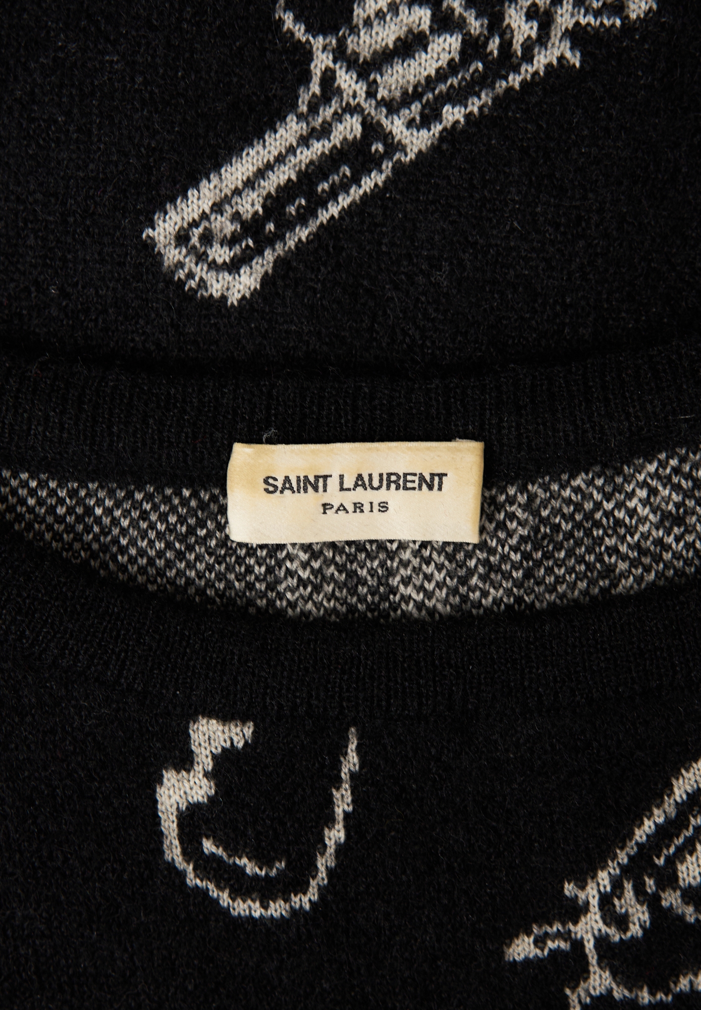 Черное платье-свитер Saint Laurent с пистолетами