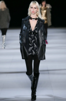 Черное платье-свитер Saint Laurent с пистолетами