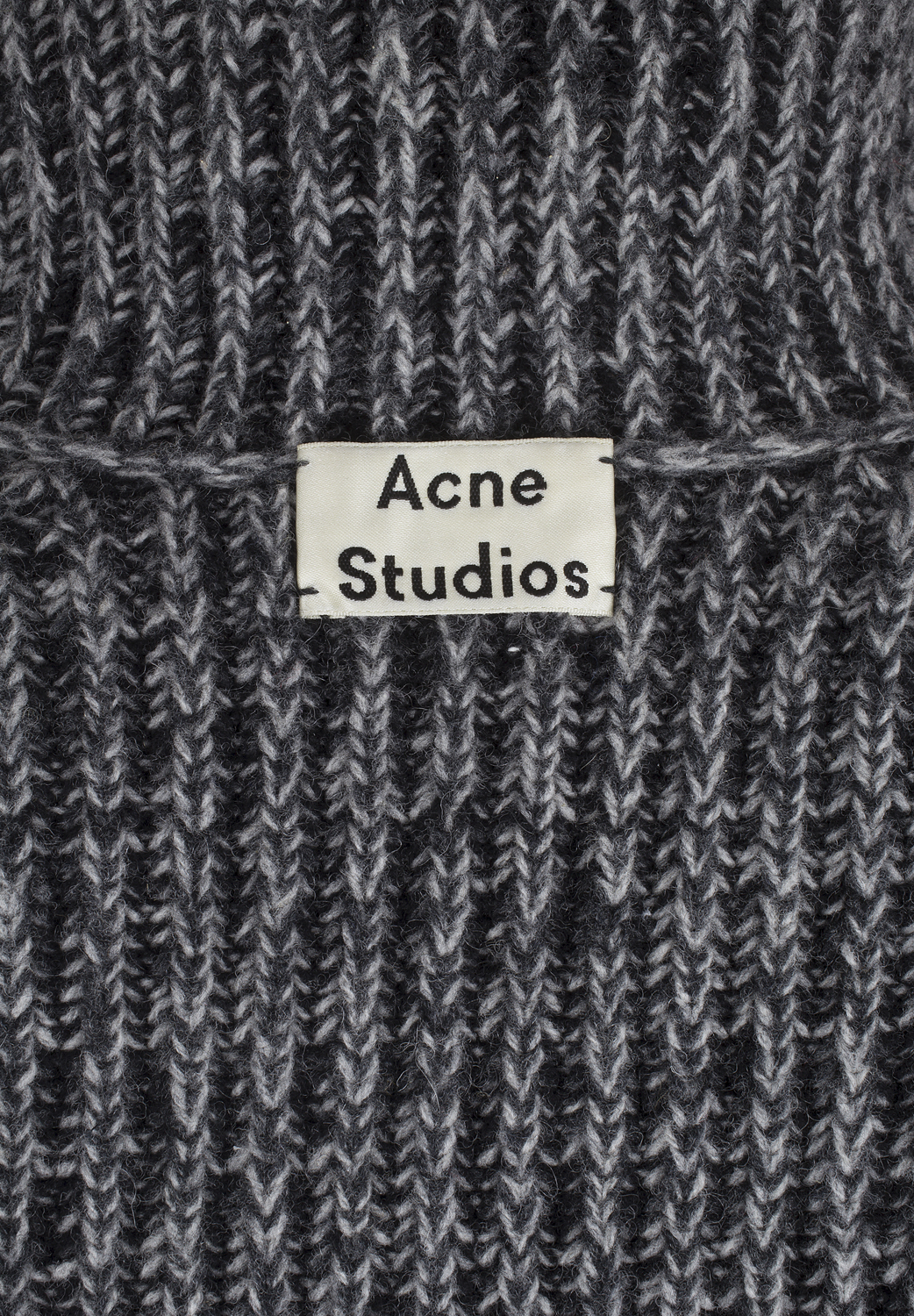 Серый вязаный свитер Acne Studios