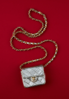 Золотистая микро сумка Chanel Classic Flap