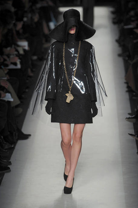 Прозрачное пончо Yves Saint Laurent