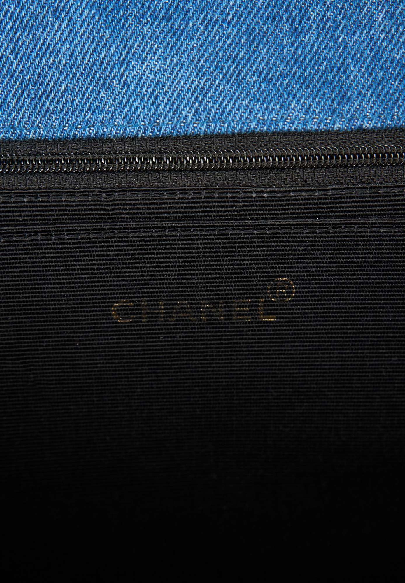 Джинсовая сумка Chanel Maxi Single Flap