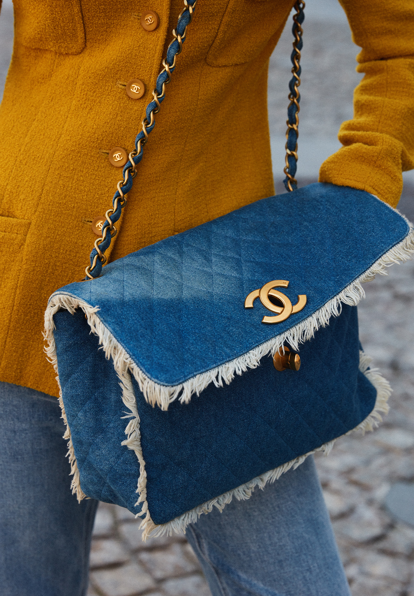 Джинсовая сумка Chanel Maxi Single Flap