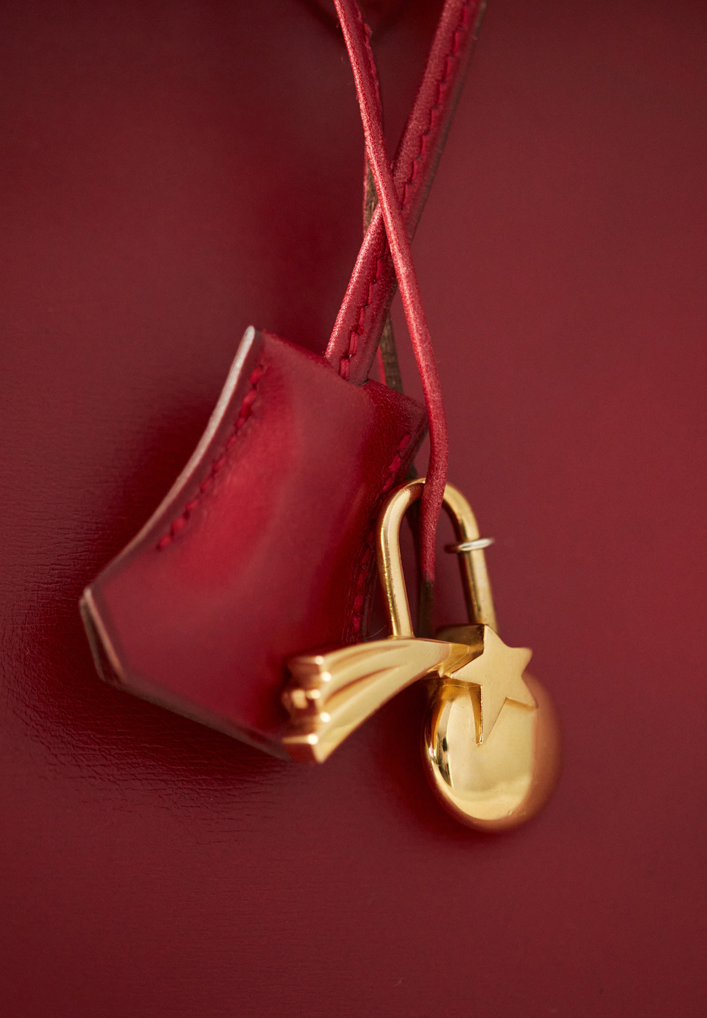 Подвеска Hermès Cadena в форме кометы