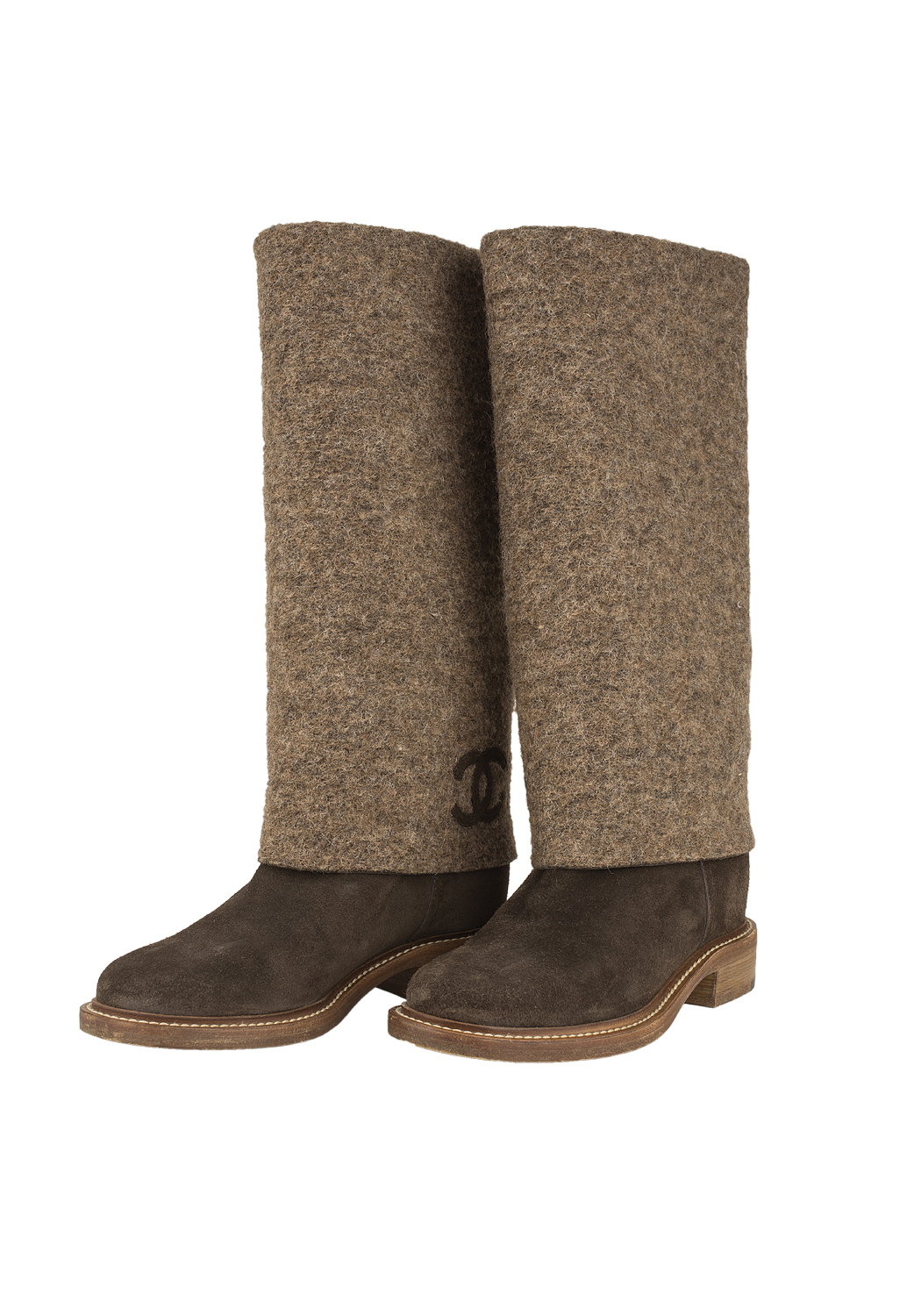 Коричневые высокие сапоги Chanel