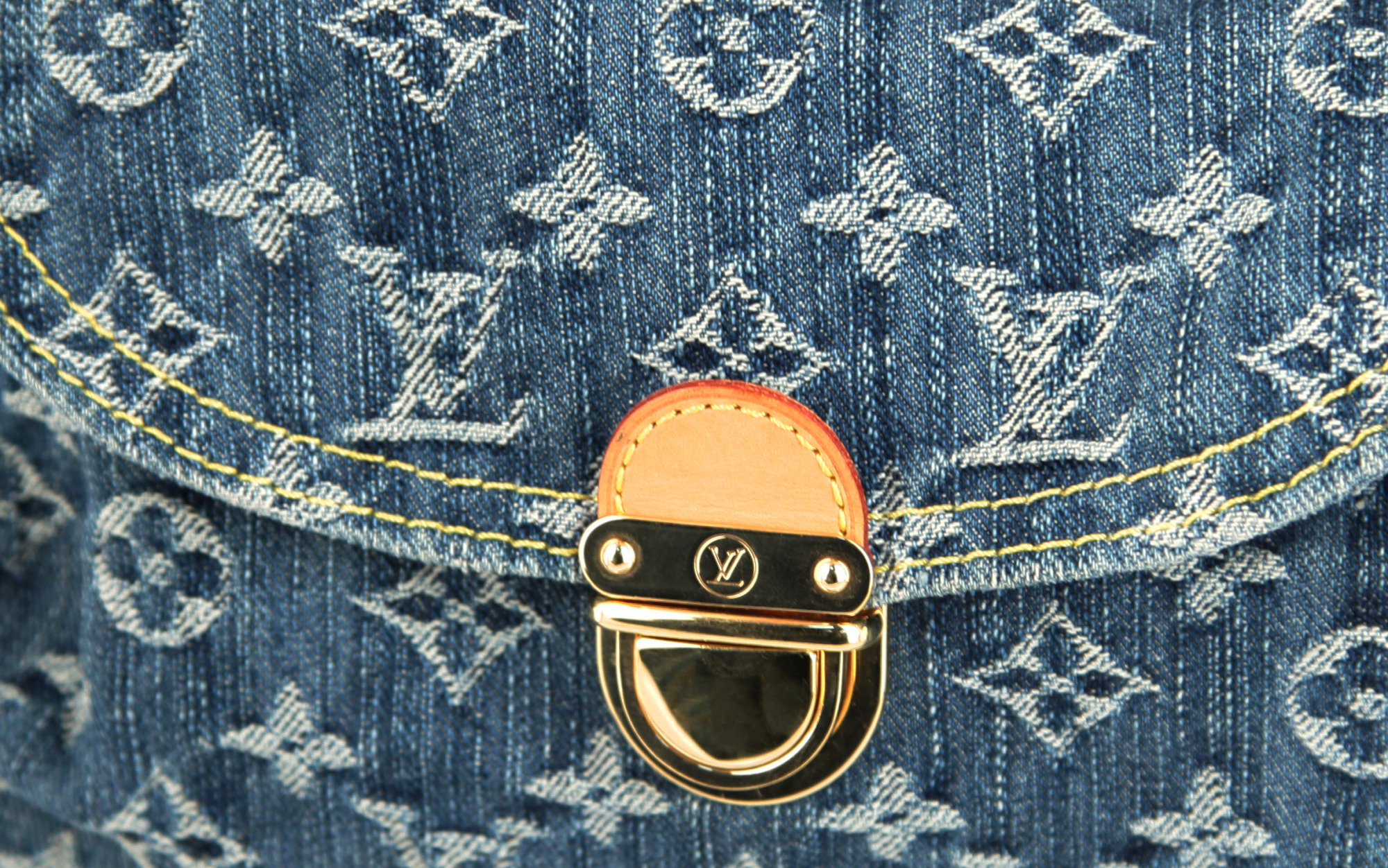 Джинсовая сумка Louis Vuitton