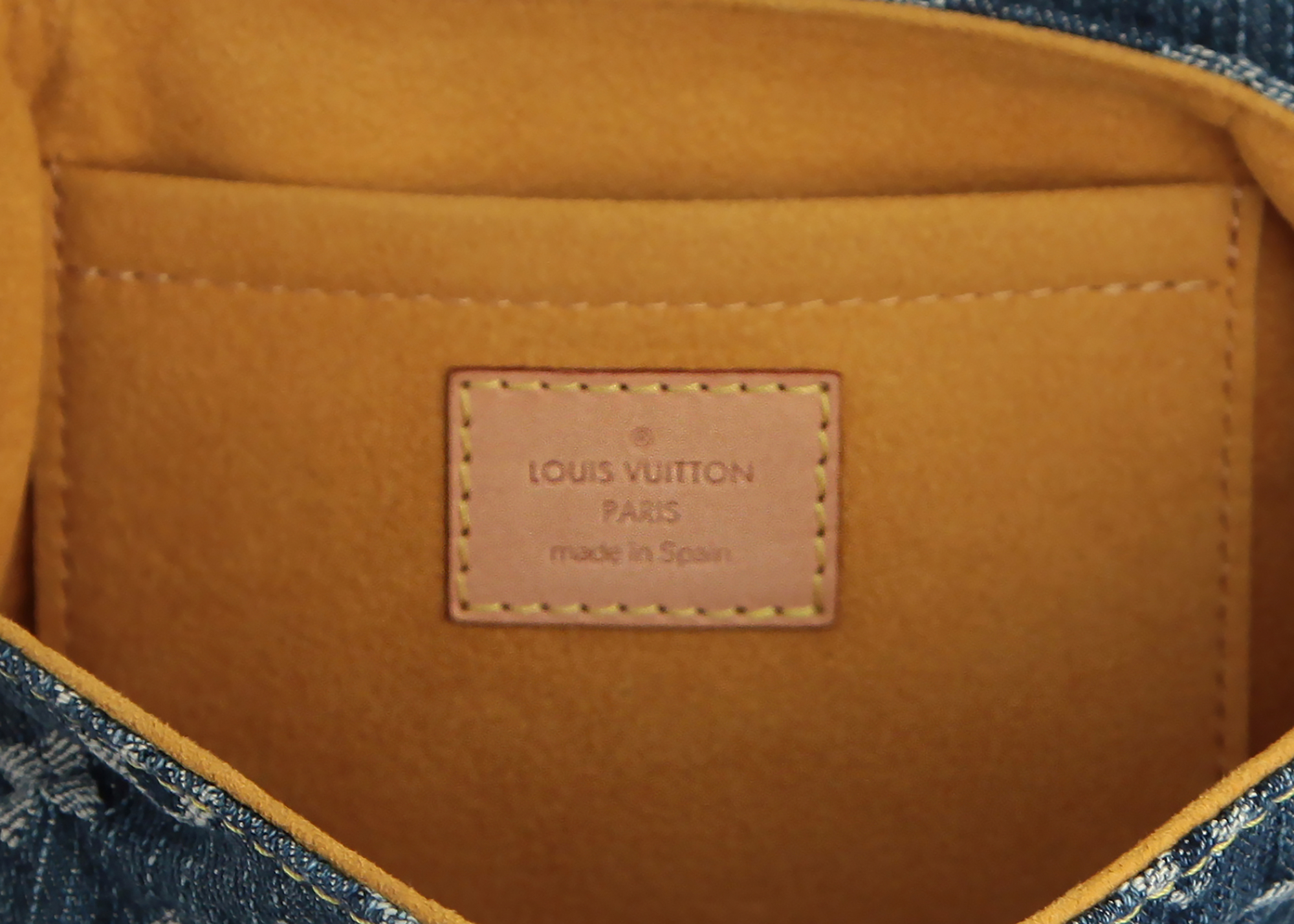 Джинсовая сумка Louis Vuitton