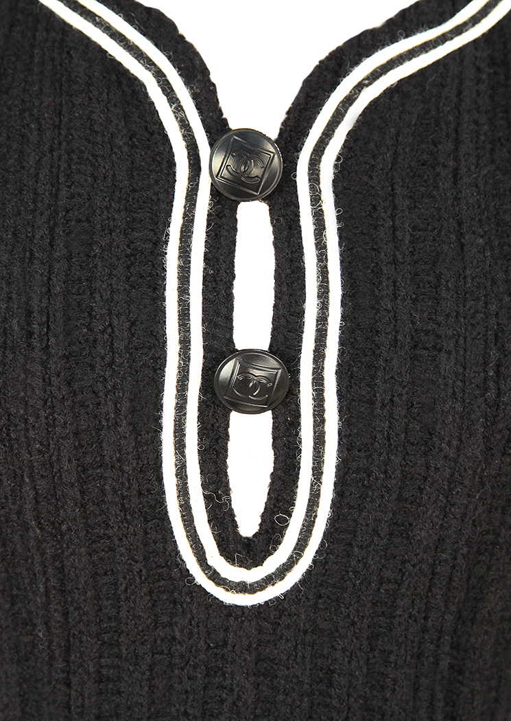 Трикотажное платье Chanel