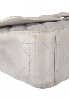 Серая сумка Christian Dior 