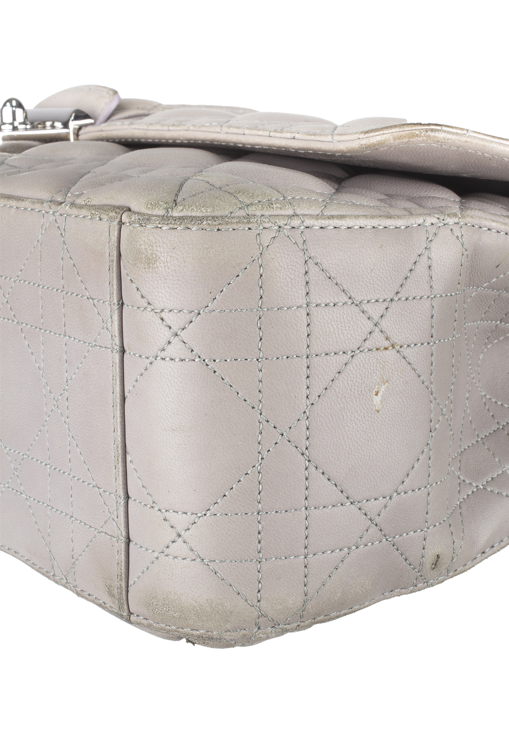 Серая сумка Christian Dior 