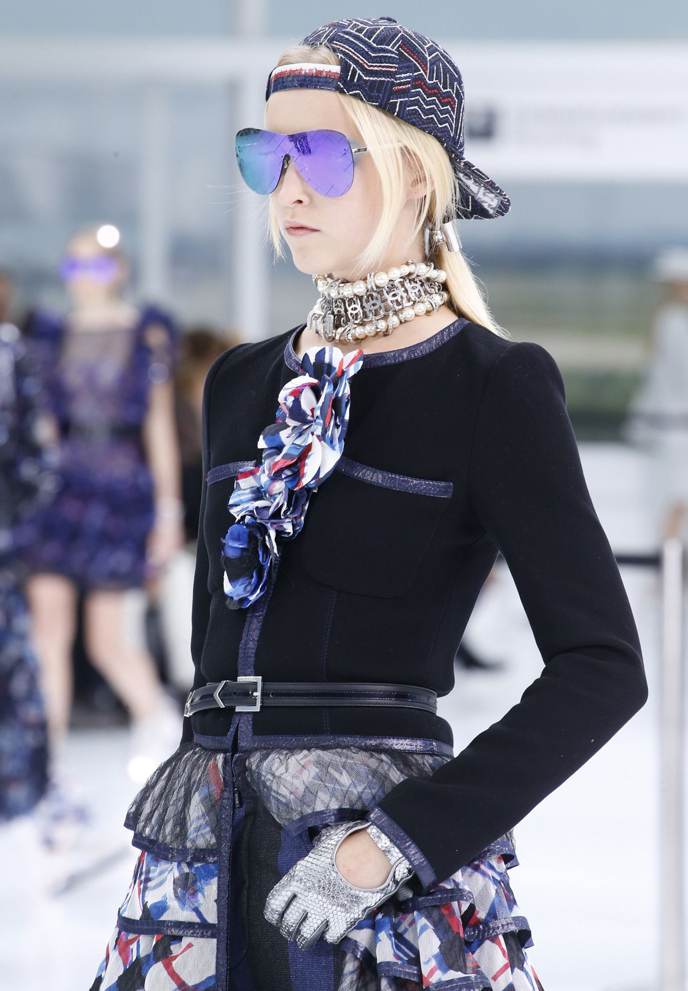 Солнцезащитные очки Chanel с градиентными стеклами