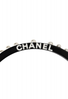 Черный браслет Chanel с жемчугом