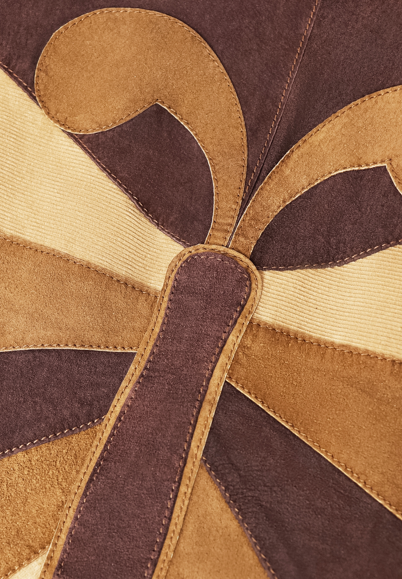 Замшевый жакет Dolce&Gabbana с аппликацией