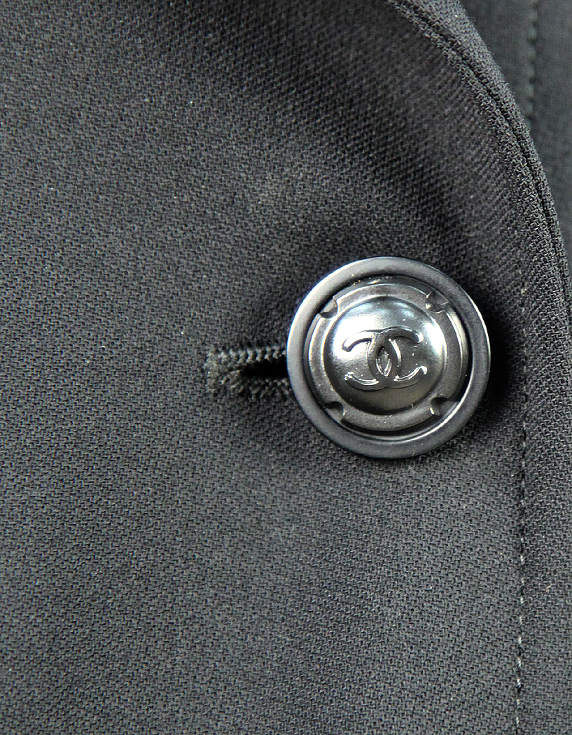 Черный тренч Chanel