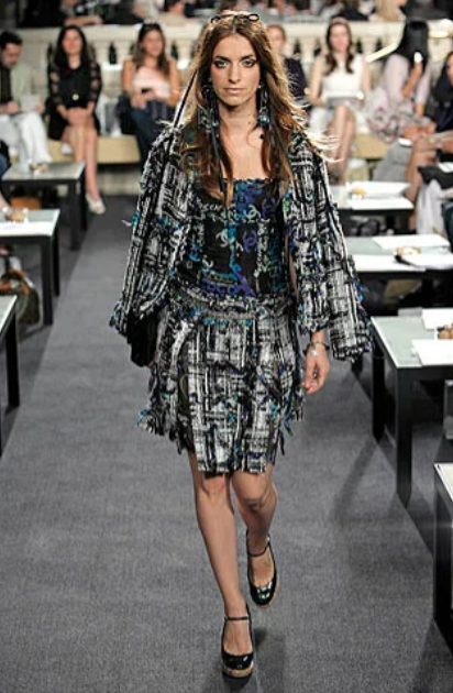 Платье Chanel с принтом