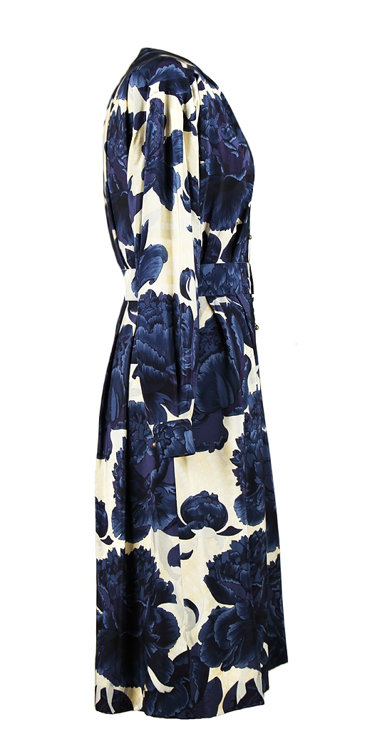 Платье Hermès с синими пионами